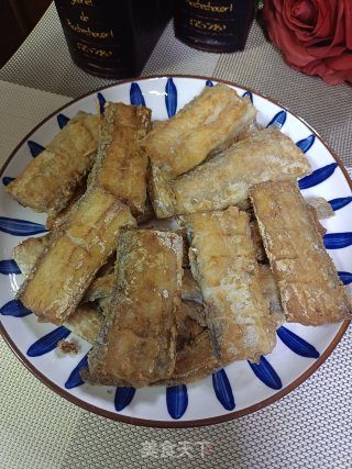 香酥带鱼的做法步骤：7