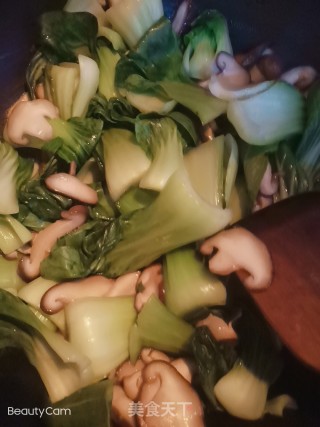 香菇油菜的做法步骤：6