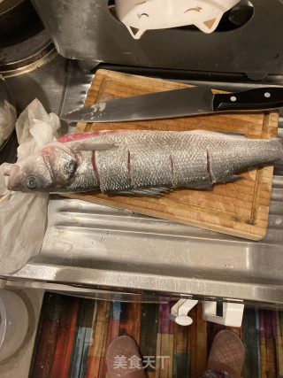 豆腐炖鱼的做法步骤：2