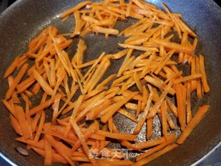 鱼香肉丝的做法步骤：9