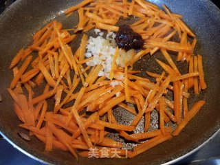 鱼香肉丝的做法步骤：10