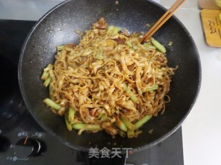 豆角焖面想好吃选对步骤是关键❗️一款北方超下饭的主食面食的做法步骤：9