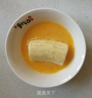 酥炸香蕉的做法步骤：4
