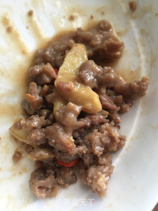 牛肉末炒大芥菜的做法步骤：2