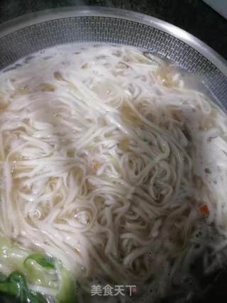 鸡蛋面的做法步骤：4