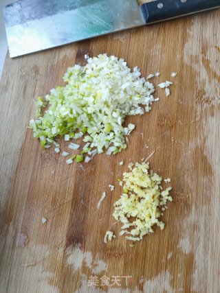豆腐鸡肉蔬菜丸子的做法步骤：2