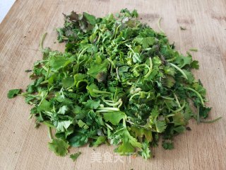 香菜炒鸭蛋的做法步骤：1