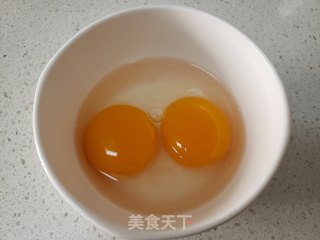 香菜炒鸭蛋的做法步骤：3
