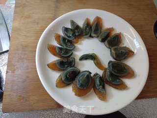 过年必备 尖椒皮蛋的做法步骤：3