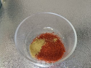 过年必备 尖椒皮蛋的做法步骤：7