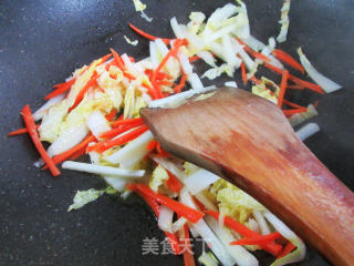 大白菜炒烧饼的做法步骤：6
