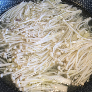 高汤烧菌菇豆腐的做法步骤：4