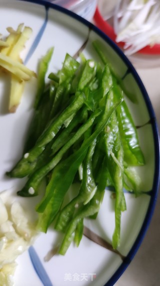 老虎菜的做法步骤：2