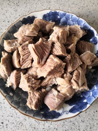 红烧牛肉土豆豆角的做法步骤：3