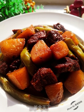 红烧牛肉土豆豆角的做法步骤：17