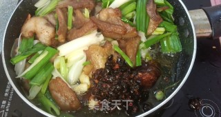 川味回锅肉的做法步骤：7
