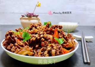 洋葱胡萝卜爆炒鸭胗的做法步骤：12