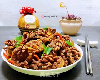 洋葱胡萝卜爆炒鸭胗的做法步骤：15