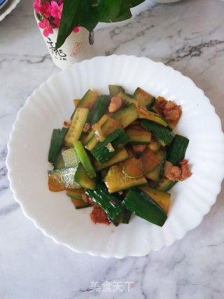 黄瓜片炒肉的做法步骤：6