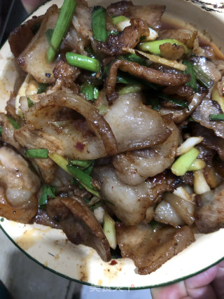 蒜苗五花肉的做法步骤：6