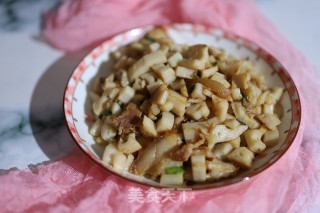 五花肉炒莲藕的做法步骤：8