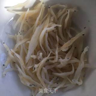银鱼蒸蛋的做法步骤：2