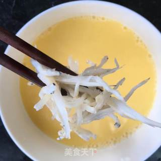 银鱼蒸蛋的做法步骤：5