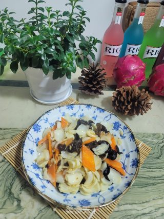 鲜百合炒木耳胡萝卜的做法步骤：9