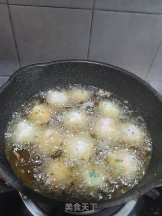 炸萝卜豆腐丸子的做法步骤：8