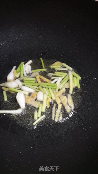 蒸鲈鱼的做法步骤：6