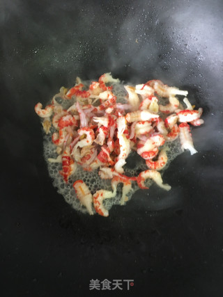 荷包蛋烧龙虾仁的做法步骤：5
