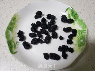 桑葚桃胶的做法步骤：1