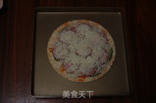 火腿披萨的做法步骤：7