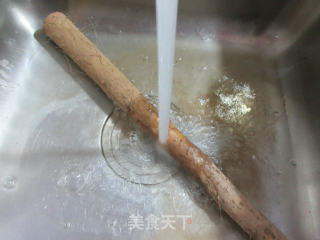 铁棍山药鹌鹑汤的做法步骤：2