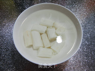 铁棍山药鹌鹑汤的做法步骤：4