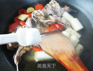 铁棍山药鹌鹑汤的做法步骤：10