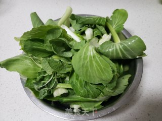 清炒上海青的做法步骤：1