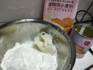 蛋黄酥的做法步骤：8