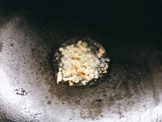 茭白酱焖毛豆仁的做法步骤：6