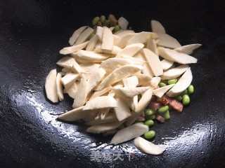 茭白酱焖毛豆仁的做法步骤：9