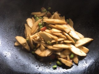 茭白酱焖毛豆仁的做法步骤：12