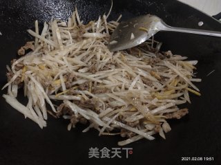 白萝卜炒牛肉的做法步骤：12
