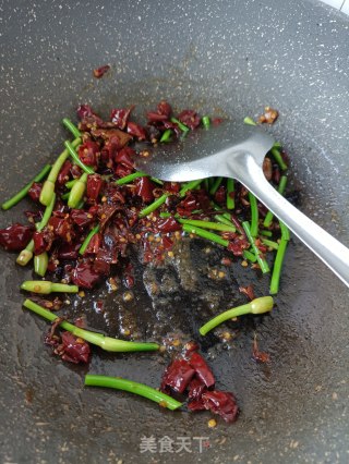 “香辣菜”香辣干锅羊排的做法步骤：7