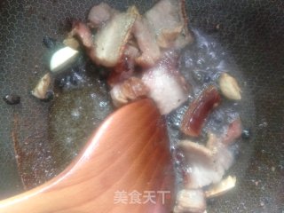 蒜苗炒腊肉的做法步骤：8