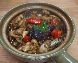 香菇焖鸡块的做法步骤：7