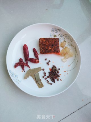 香辣红焖羊肉的做法步骤：5