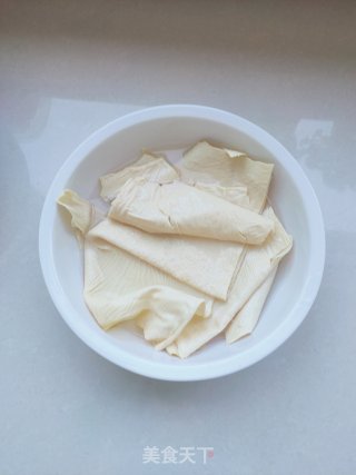 豆油皮拌黄瓜丝的做法步骤：1