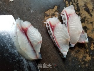 酸菜鱼的做法步骤：3