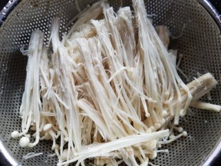 酸菜鱼的做法步骤：7