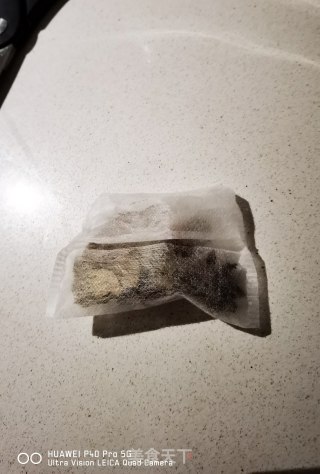 焦香的手把大排的做法步骤：4